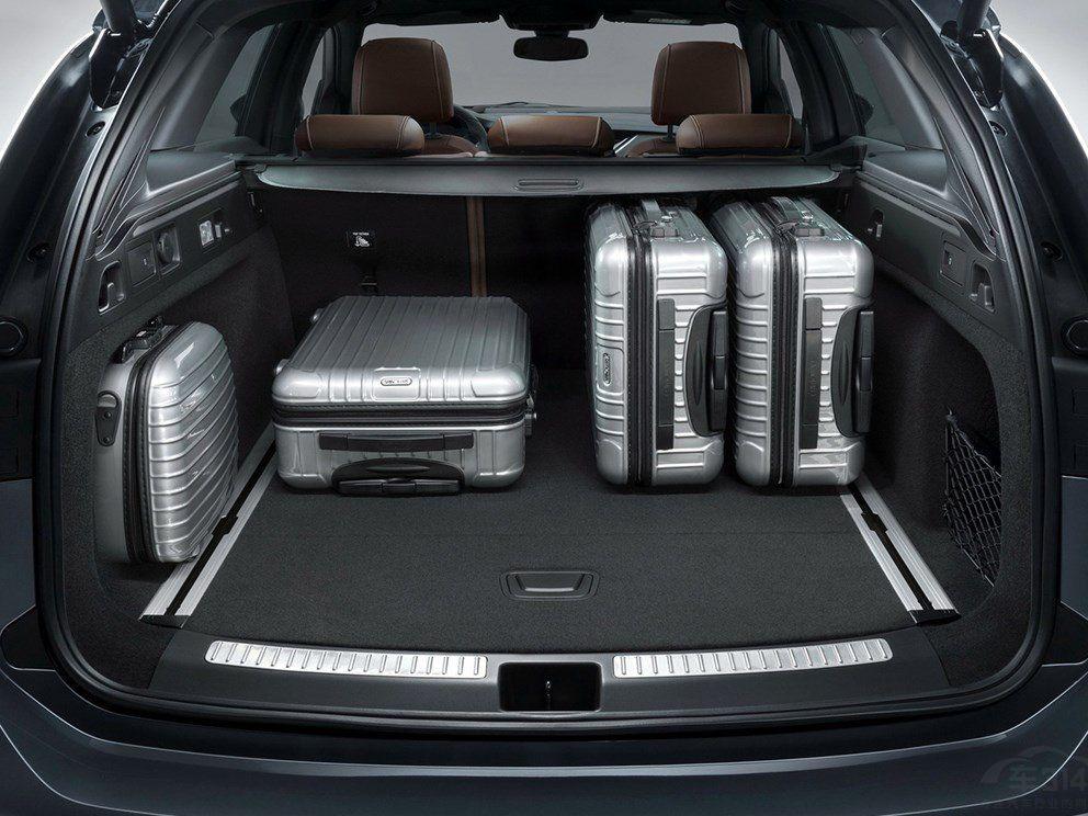 �³��ĺ����ݻ�Ϊ520�������⣬�ó��������ν�֧��4/6�����ŵ�����������1638����