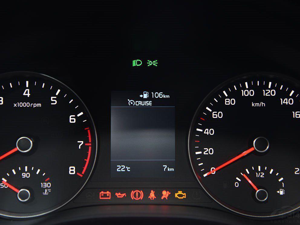 ���η��棬��һ����ŷ��Ʒ��ƫ�����ữ���³��п�̨�Ĳ�θн����ԡ�