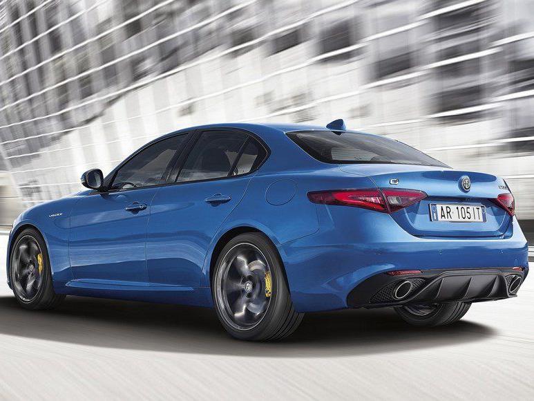 �³�β���䱸�еײ������壬��һ��ͻ���˶�����