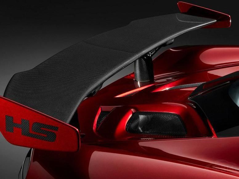 �������棬�³����������675LT�ϵ���̨3.8L˫������ѹV8������