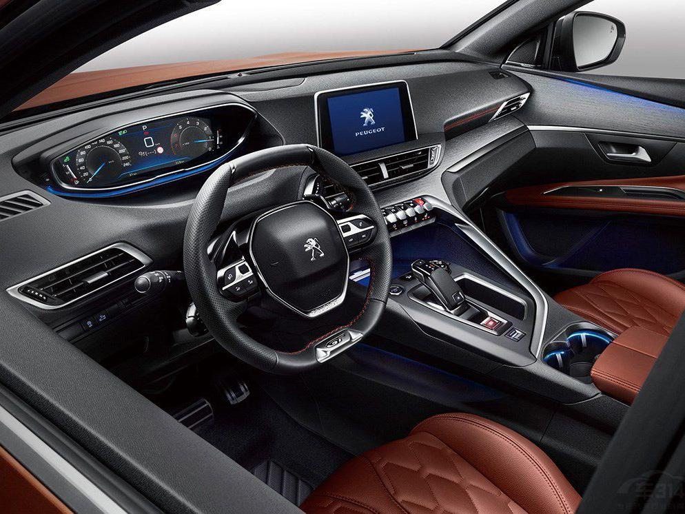 �³������˱��µڶ�����i-Cockpit�����η���п�̨����ƫ���ʻԱһ���Ы�����͡�