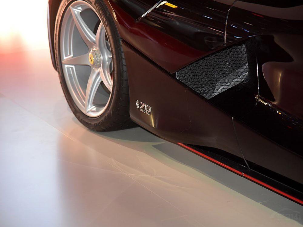 LaFerrari�ϵ���̨6.3L V12�������������Ϊ800��������ֵŤ��700ţ���ס�