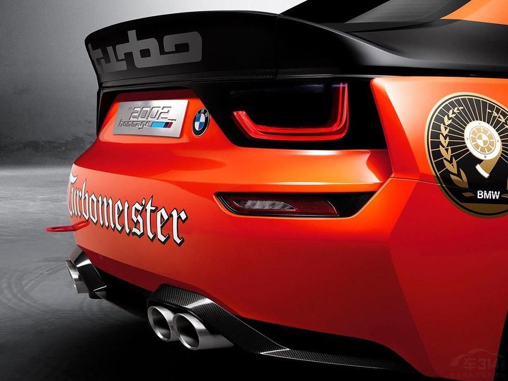 ����2002 Hommage����ǻ����ֿ��M2���д��졣