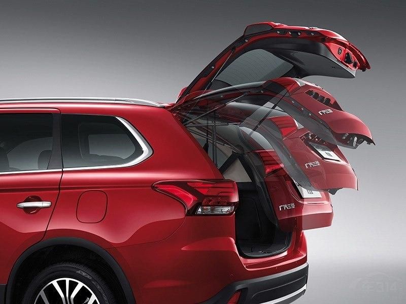 �¿�ŷ�����ڶ����ϣ���ԭ���ĳ��ͱ仯��������ʹ��2.0L��2.4L���ַ�������2.0L��������ֵ����150��������2.4L��������ֵ����169������