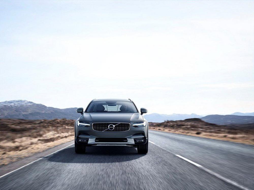 �ֶ���V90��2016��������߳�չ���׷������ֶ����������µ��콢���г���