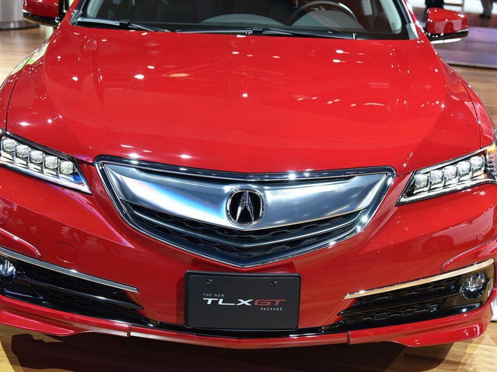 GT�˶��׼���ƥ����TLXȫϵ���͡��������棬TLX����2.4L�ĸ׷�������3.5L V6��������