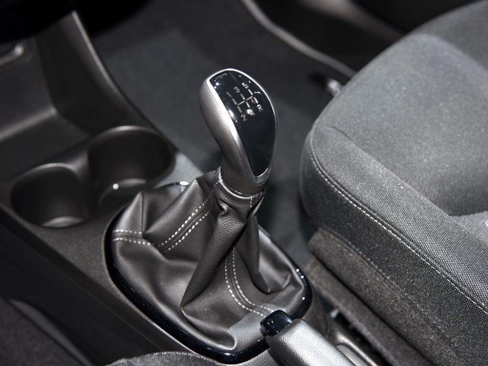 ŷ��Karl Rocks����ؼ�϶��������18mm��ͬʱ���÷�������Ϊ֧��ƻ��CarPlay�ĳ���ϵͳ��