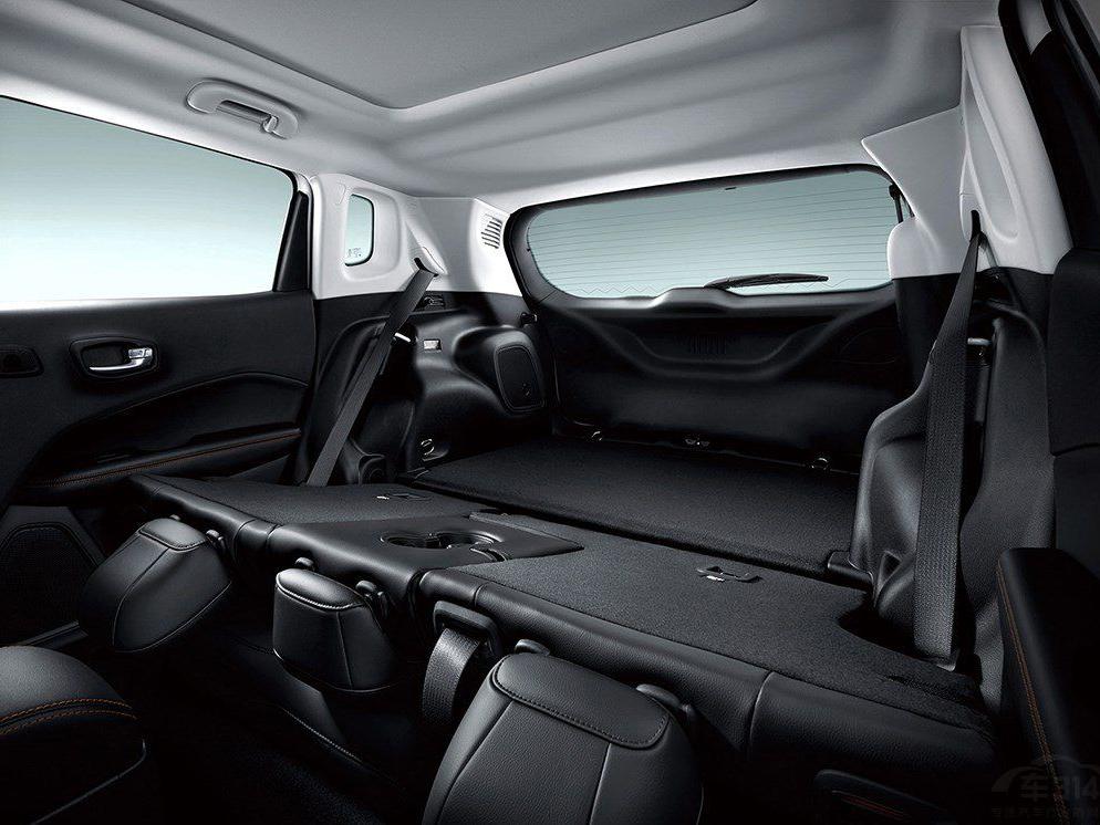 �������棬����ָ���ߴ���1.4T��2.4L�������������ʷֱ�Ϊ121kW��128.5kW����ֵŤ�طֱ�Ϊ250Nm��228Nm������ϵͳ���뷢������ƥ�����9���Զ������䡣