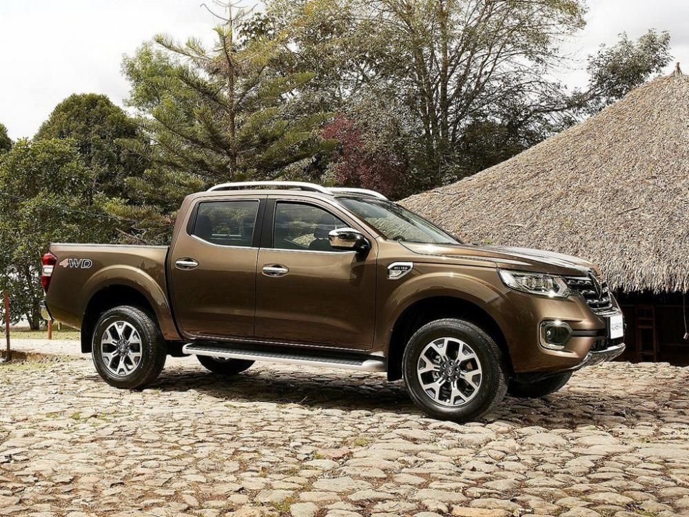 �³���������ŵ����ʽǰ����ƣ������䱸��˶�����ŵƷ�Ʊ�ʶ������������׳��ࡣ