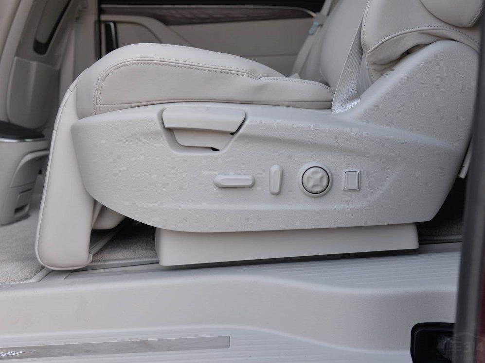 �ڰ����п���塢�Ű塢���ε�ϸ��֮������������������ơ�