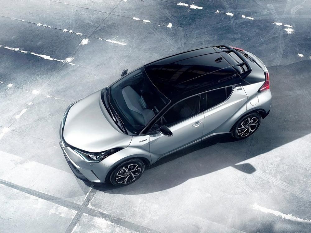 C-HR��������˿����ѷɫ�ڱ������Ǻ����Դ�CX-3���³���������Ʒǳ���ʱ�С�