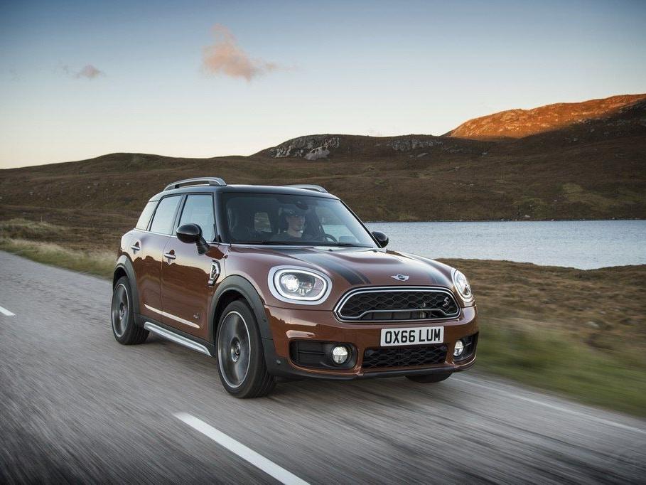 ���η��棬�³��ڱ����˾����MINIԪ���⣬�������˴󵨵Ĵ��£�Բ�Ǿ��οյ���������ڶ�Բ�����Եø���ͻ��