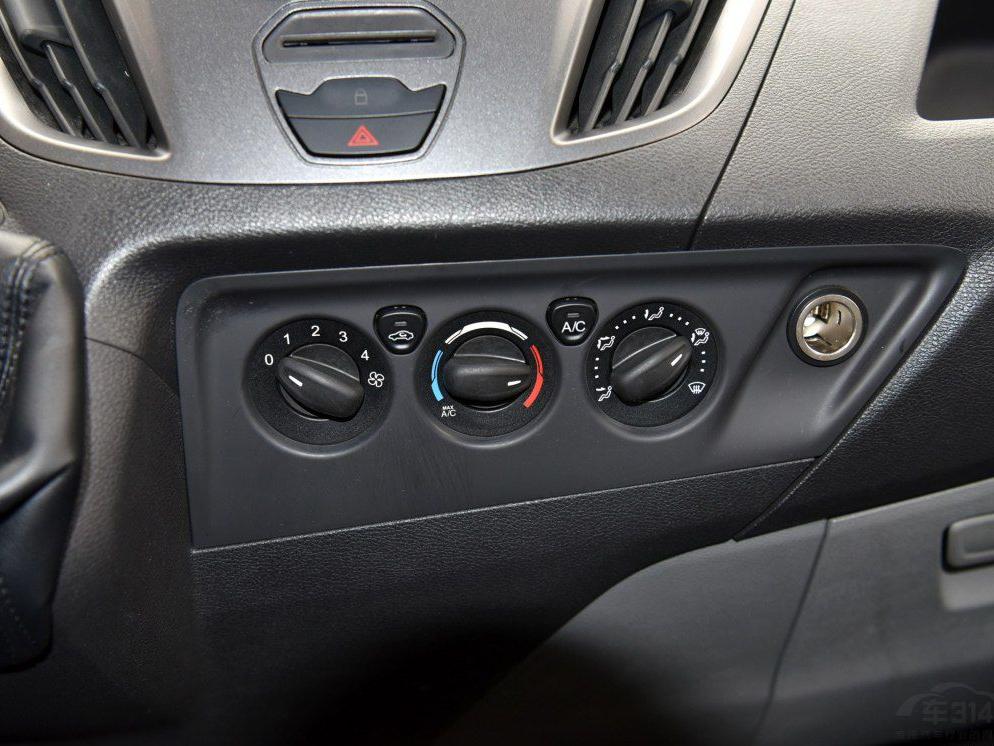 ����Ϊ֯�����ϰ��������η��ͬ�����ϸó���ʵ��Ϊ���Ķ�λ��