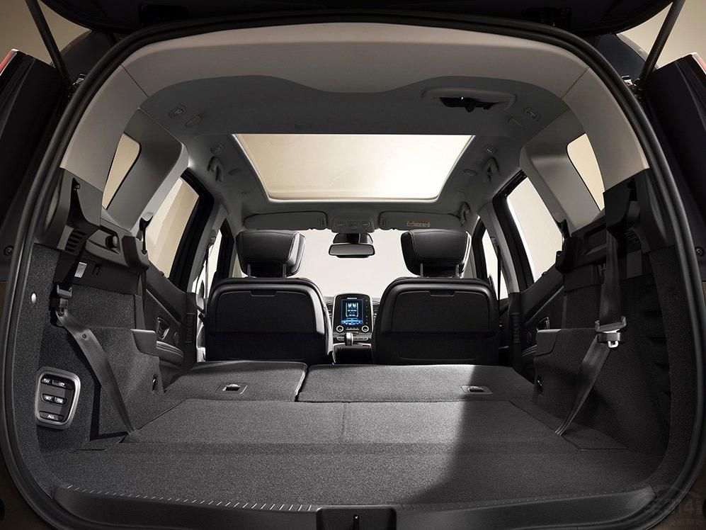 �ռ���󣬷ŵ��������κ��ܻ��һƬƽ���Ŀռ䡣