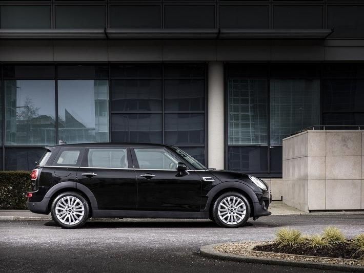 �³�����ʮ�ַḻ��ӵ��16Ӣ�����Ͻ���Ȧ���Զ���ˢ���Զ���ơ�̥ѹ���ȡ�