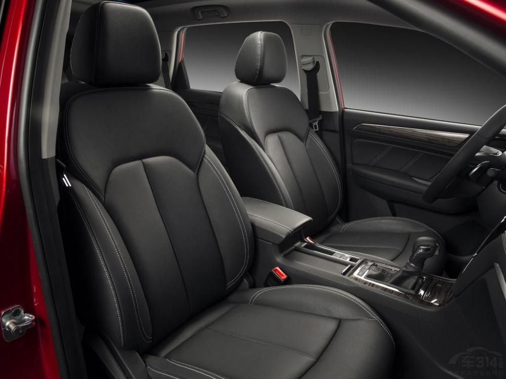 ����RX5������ʱ��������ʻ��������ײԤ����һϵ�����ܻ��Ĺ��ܣ���һ��ֵ�������ڴ��ĳ���.