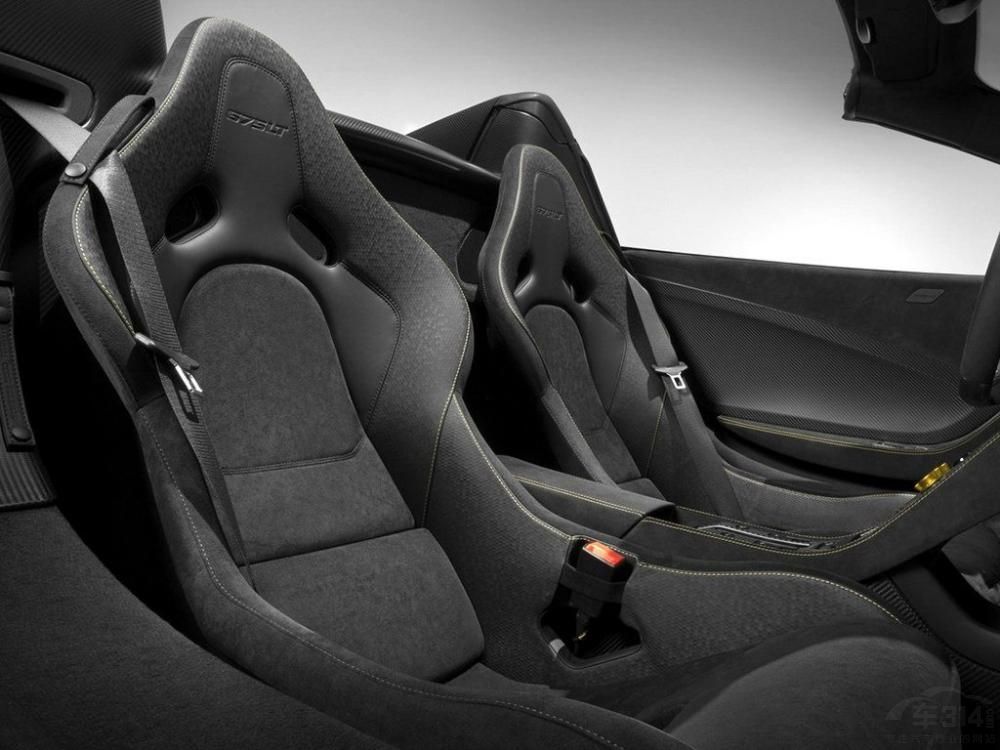 �������棬675LT Spider����һ̨3.8L V8˫������ѹ����������������675����