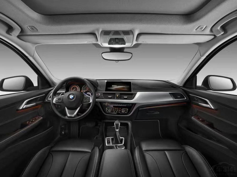 �����ż������г����������һֱ���µ�A3�ͱ���A����¢�ϣ������ǰµ�A3��ƾ��ʱ�е���ۣ��ϸߵ��Լ۱ȣ������Ϊ���ڶ������˵���ѡ��