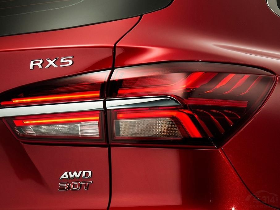 ����RX5�ǻ����������µ�SSAƽ̨������ɣ���λ������SUV��