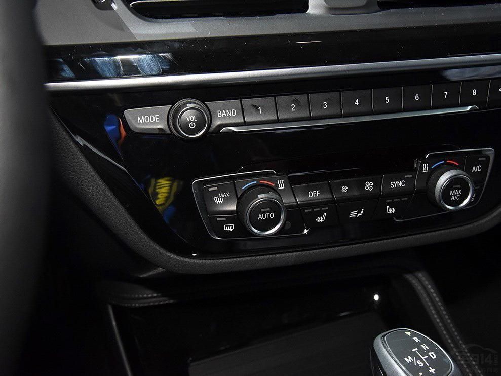 ���������������ڿռ�������Ǻ��ſռ䣬��Ҳ���Ǽ��ߡ�