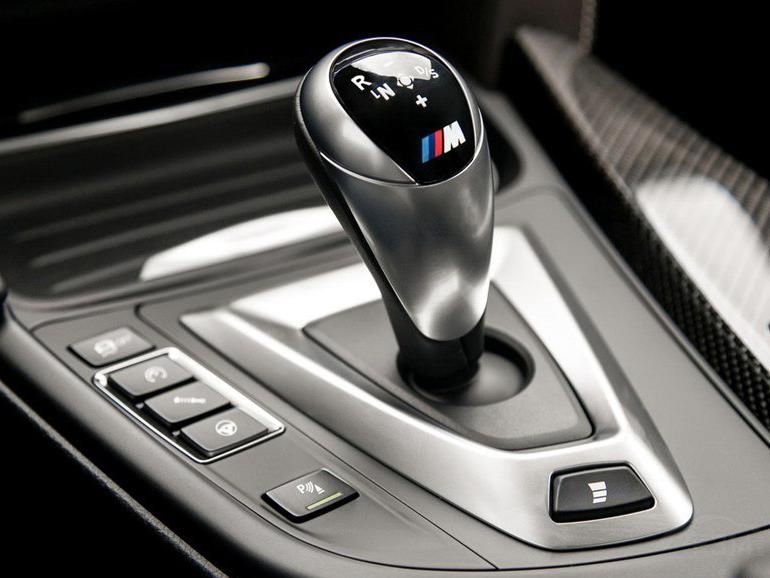 Ϊ�����������³����䱸��̼�մ�ɲ��ϵͳ���ܹ�����13.5kg��