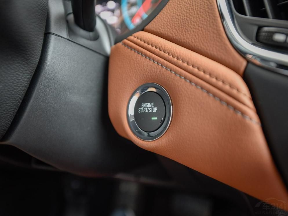 ���а����ͺ�ΪL3G��1.5L��Ȼ������������ƥ��6���Զ��������6���ֶ������䣻���ͺ�ΪLE2��1.4T������ѹ��������ƥ��7��˫��ϱ�����