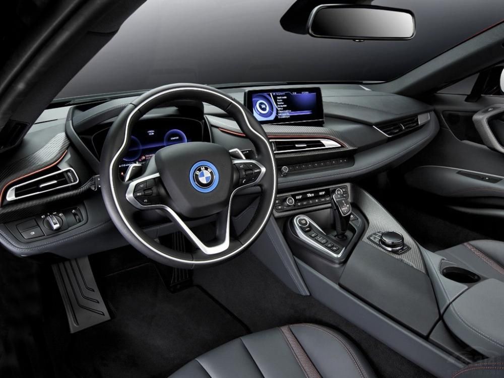 ���������һ���ĵ�������������ɫ���δ����ɫ�����Ķ�����ɫ���