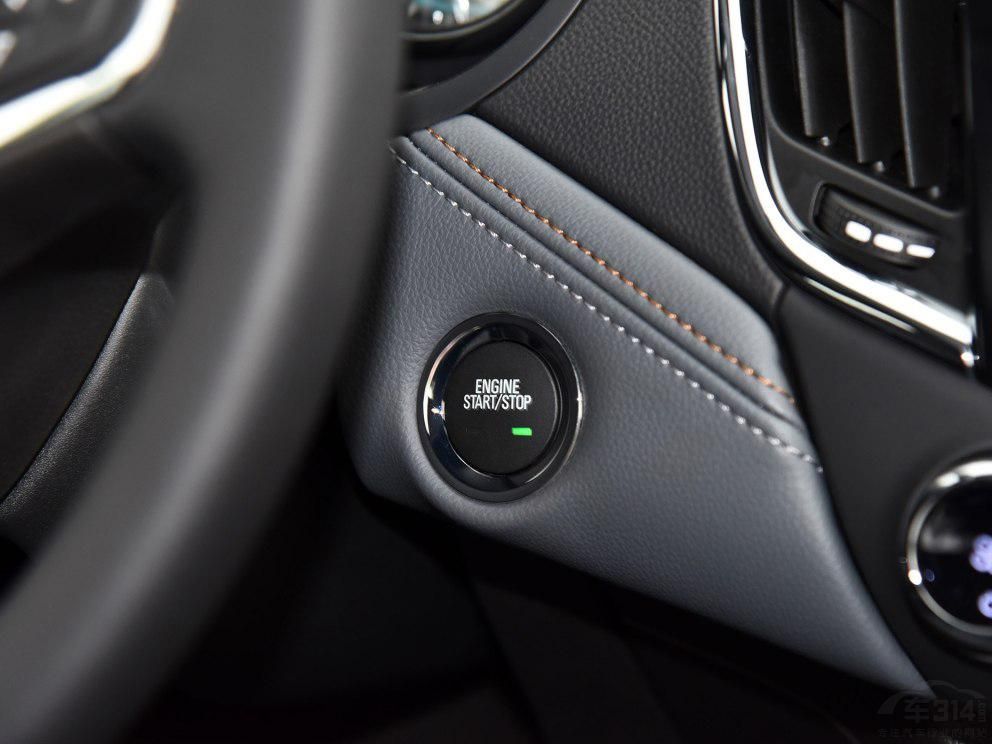 ȫ�¿�³�ȵĳ�����Ϊ4666/1807/1460mm�����Ϊ2700mm���������38mm