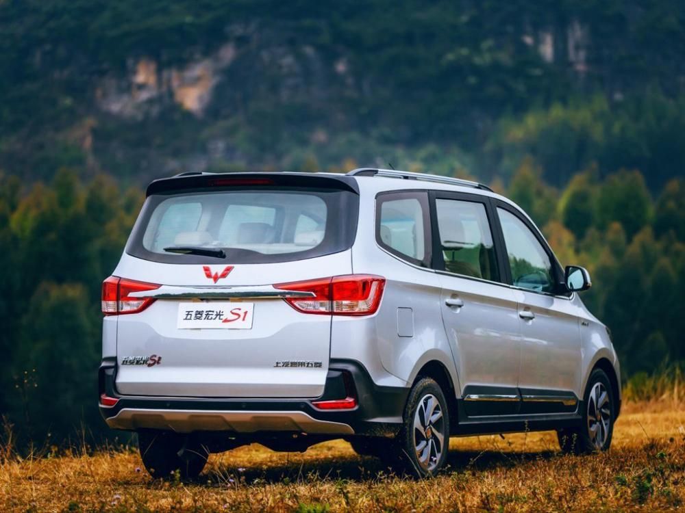 �����������⳵�͡�������S1��������һ��������S�������泵�͡�