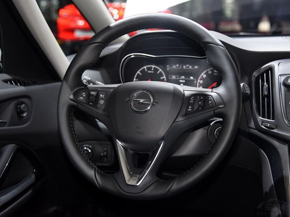 �³�����������ʽ�๦�ܷ����̣��οյ�������������˲����˶���Ϣ��