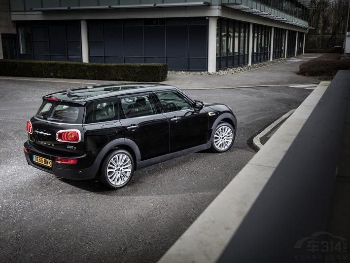 ����ϵͳ��MINI ONE D CLUBMAN���Ͱ������1.5T����������ѹ���ͷ������������116���������Ť��270ţ���ס�