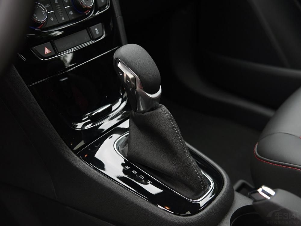 �������°�����û������ʲô�ı䣬��Ȼ�����Ͽ��1.4T������ѹ��������