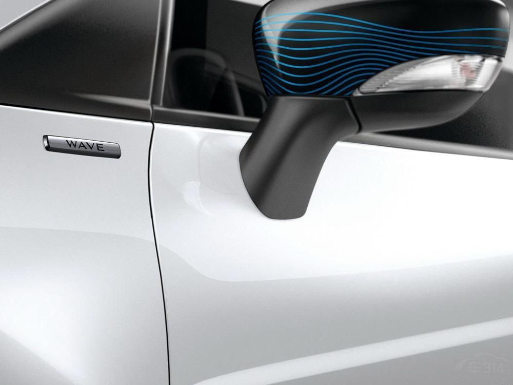 �����泵�͵Ķ���װ���������Ӱ��ϵġ�WAVE�����¡�������ɫ��������������Ӿ��Լ���ר�����µ�17Ӣ����Ȧ��