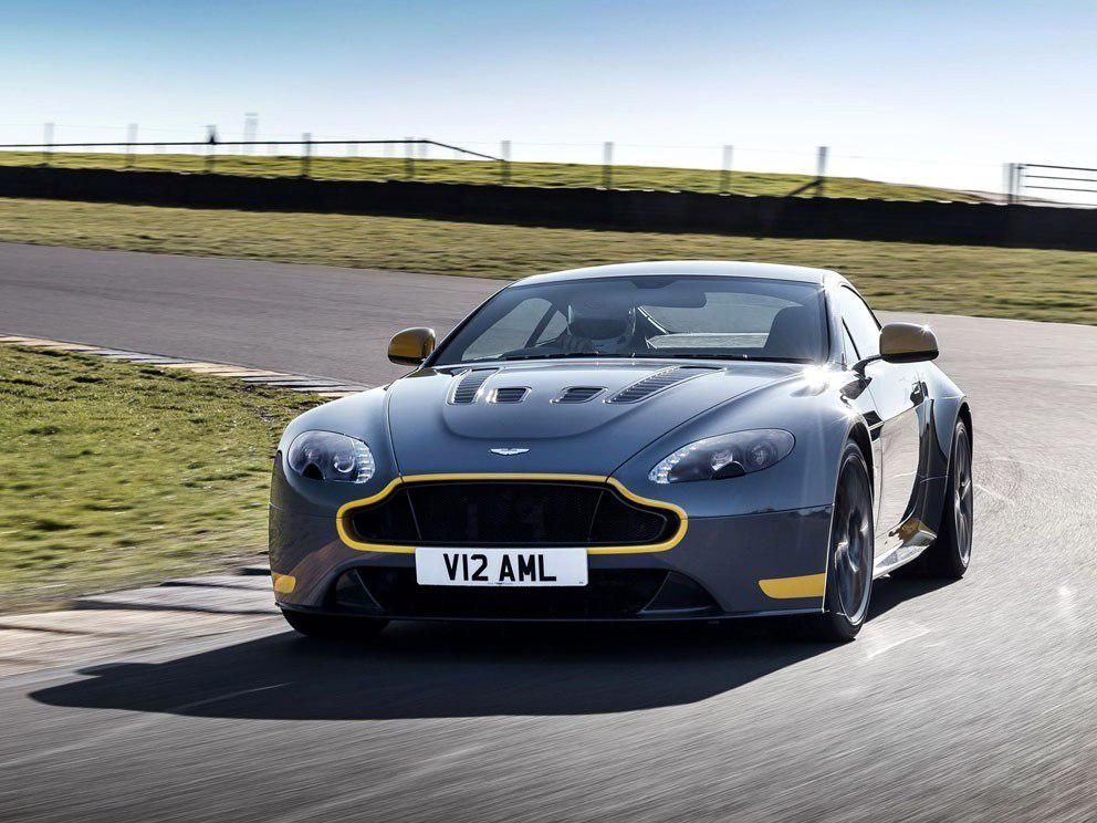 0-100km/h�ļ���ʱ��Ϊ3.9�룬���ٿɴﵽ330km/h��