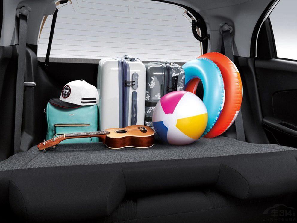 �³�����1.2L�ĸ���Ȼ������������ƥ�����CVT������