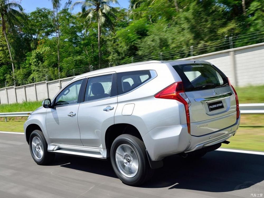 ͬʱ�����ϻ�װ����������еĳ�ѡ����ϵͳ����Ȼ���������ϵ����׶�����Ʒѷɫ�������ھ���������ǰ�������ԡ�