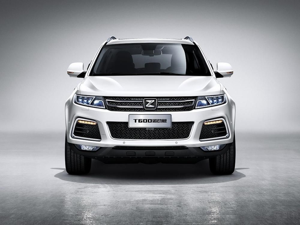 ǰ���Ӱ�ĺ󲿣�������ȫ�µĶƸ�װ�Σ������Ͽ��Է�������ɫ�Ĺ��������Ű��ֵ��ڲ�Ҳ��������ͬ����ơ�