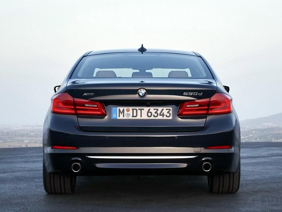 �³�������ǰLED��ƣ������־�Ե�˫���ͽ�����դ������������һ������7ϵ����ζ��