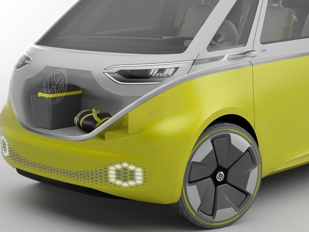 �³���λ��6��MPV�����Ŀռ䲼������һ�����㡣