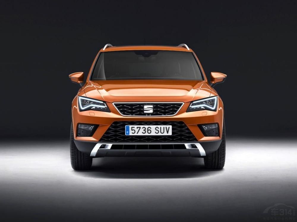 ǰ�����ֲ��õ����ν�����դ�������������ͷ���������ѡװȫLED��ơ�