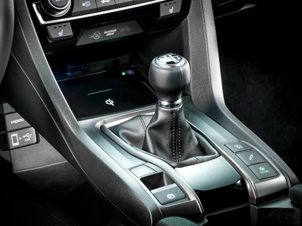 ���⣬�³�������ϻ���һЩС�仯�����������˺�����˽����