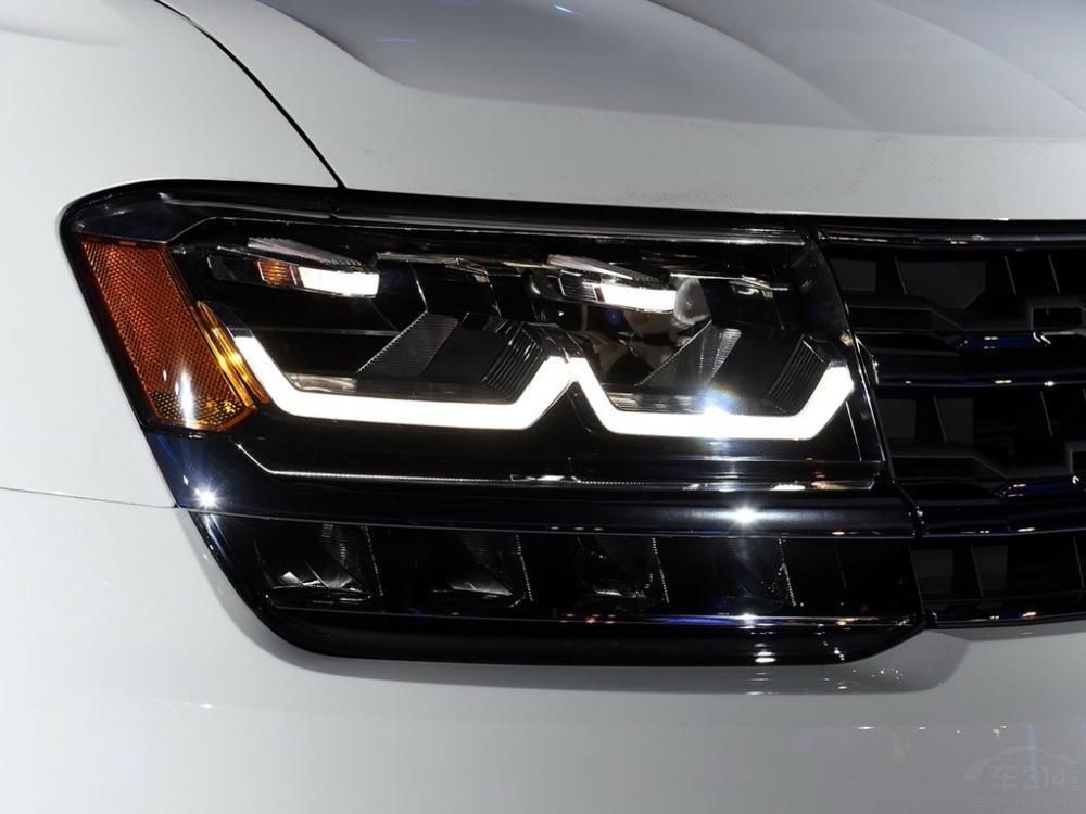 �³���������12.3Ӣ��ȫҺ���Ǳ���ơ�