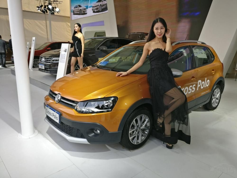 ֻ����Ƕ�����е�Ц�ݣ������������������ĳ�ģ��