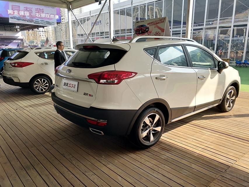 �ռ�һֱ�����S3�����ƣ�2560����಻����κζ��֡�