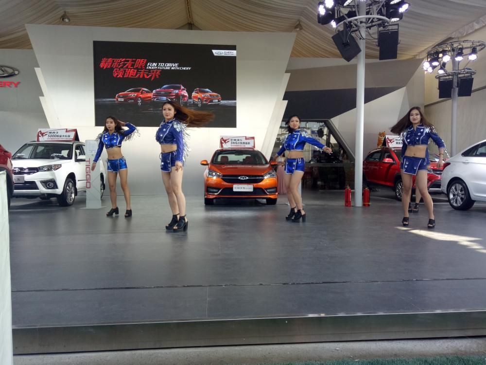 ��һ�����Ծ��һ���תȦ��