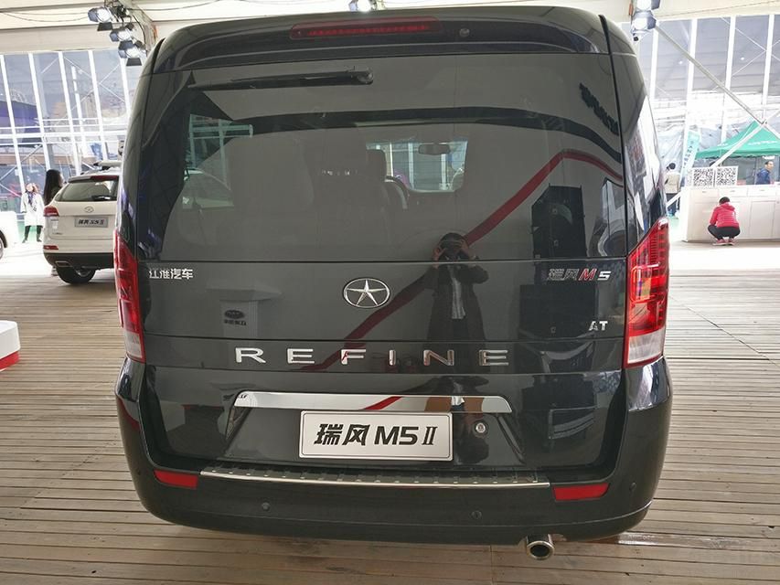 ɫļݳ˲ڳȺɫҪΧƵļóҹһݸ