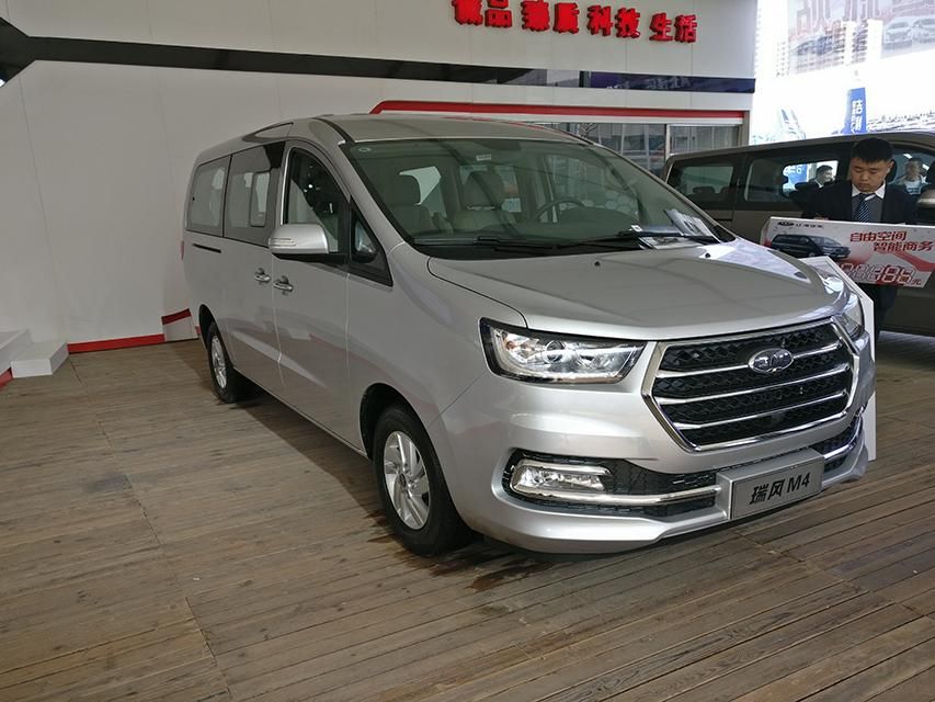 ��������ʽ�Ľ�����դ����Ƹ��������·���׳�ĶƸ�������ǰ�������ںϡ�