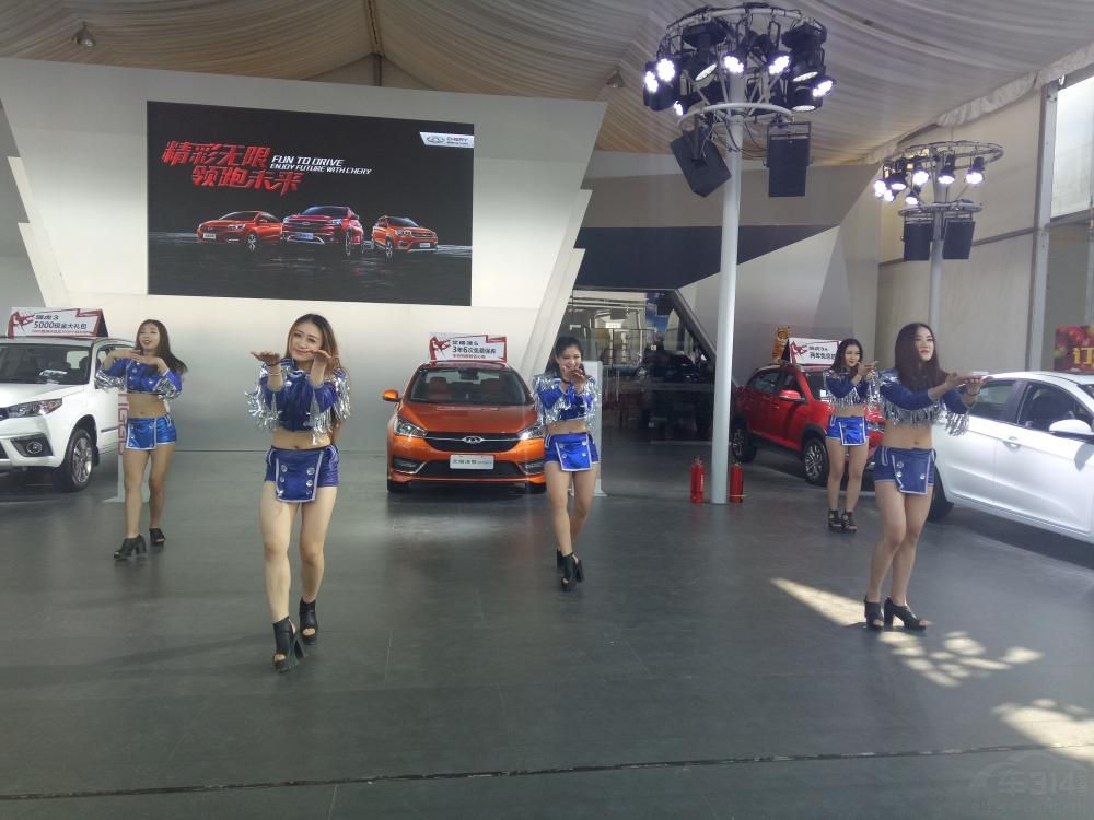 ־�ڸ�ɽ���ֶ��֮�ƣ�������ˮ�������֮�顣