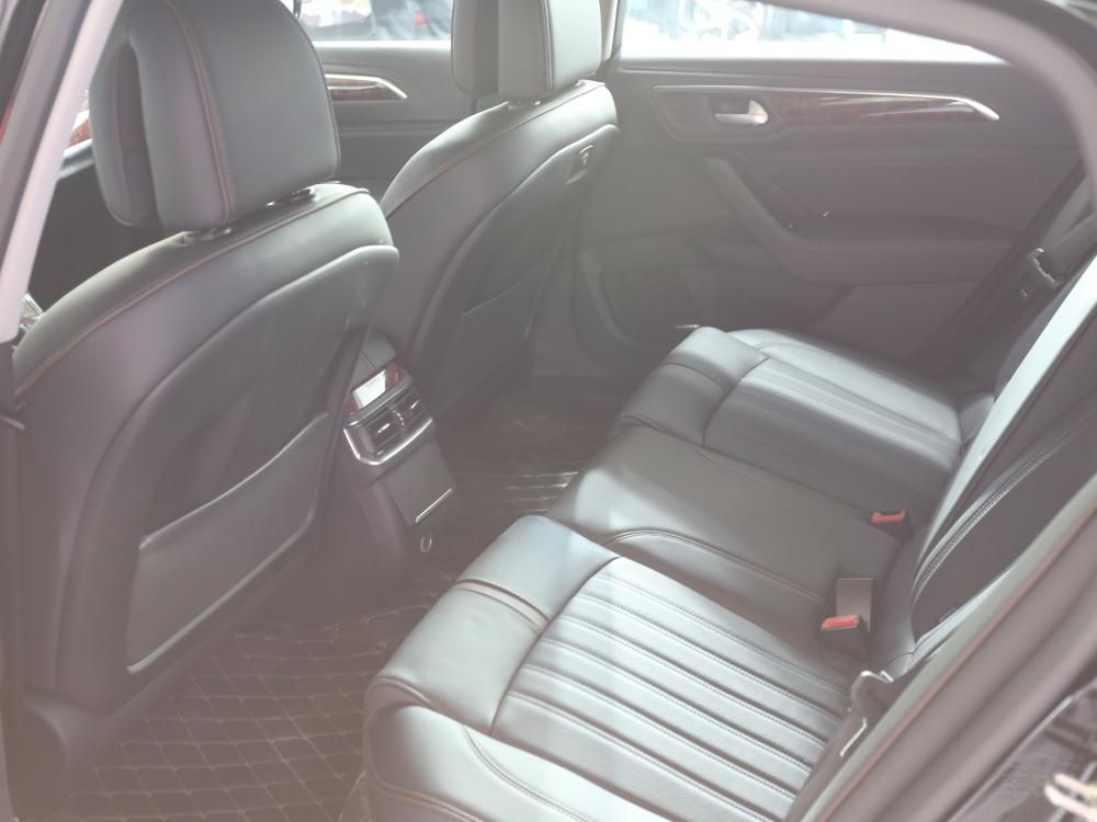 �������棬����A9���ص���һ̨1.8T�������������6������һ������䡣