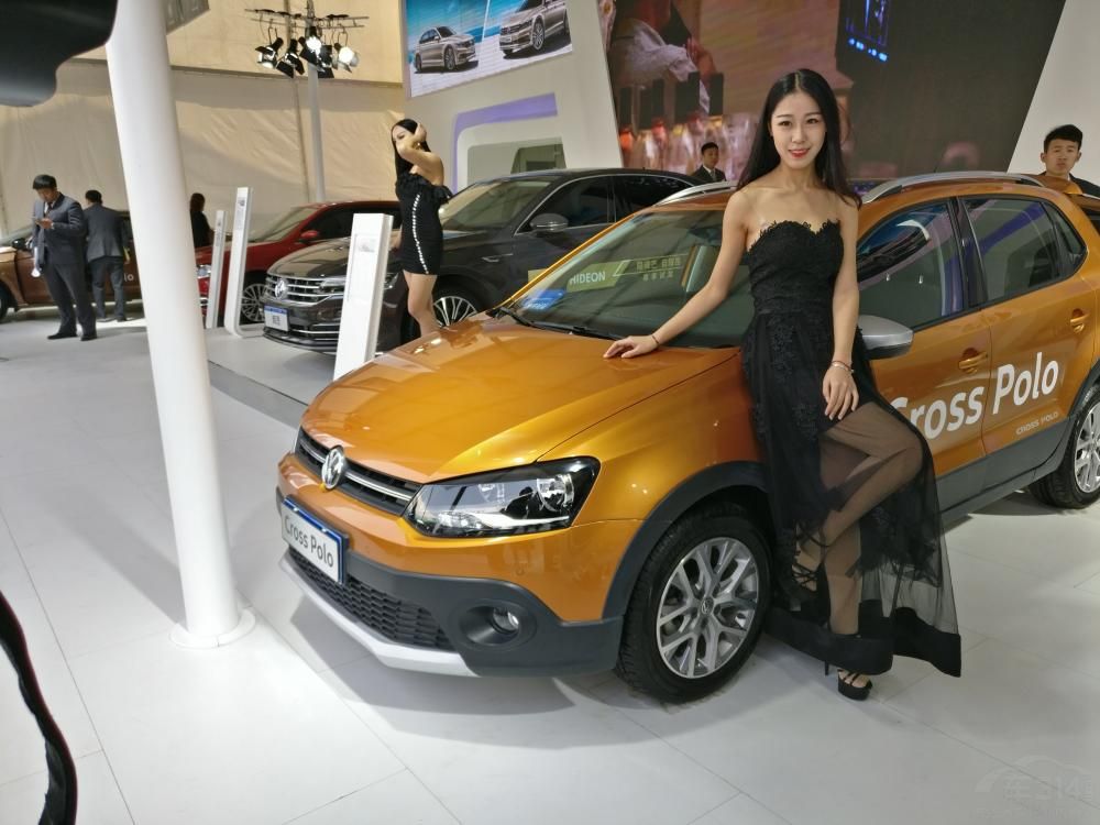 ��Ƭ�������촽��Ц��